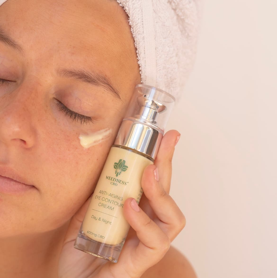 Contorno occhi antietà effetto botox 24h